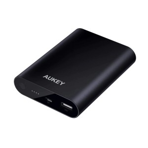 پاور بانک آکی مدل PB-AT1 ظرفیت 10400 میلی آمپر